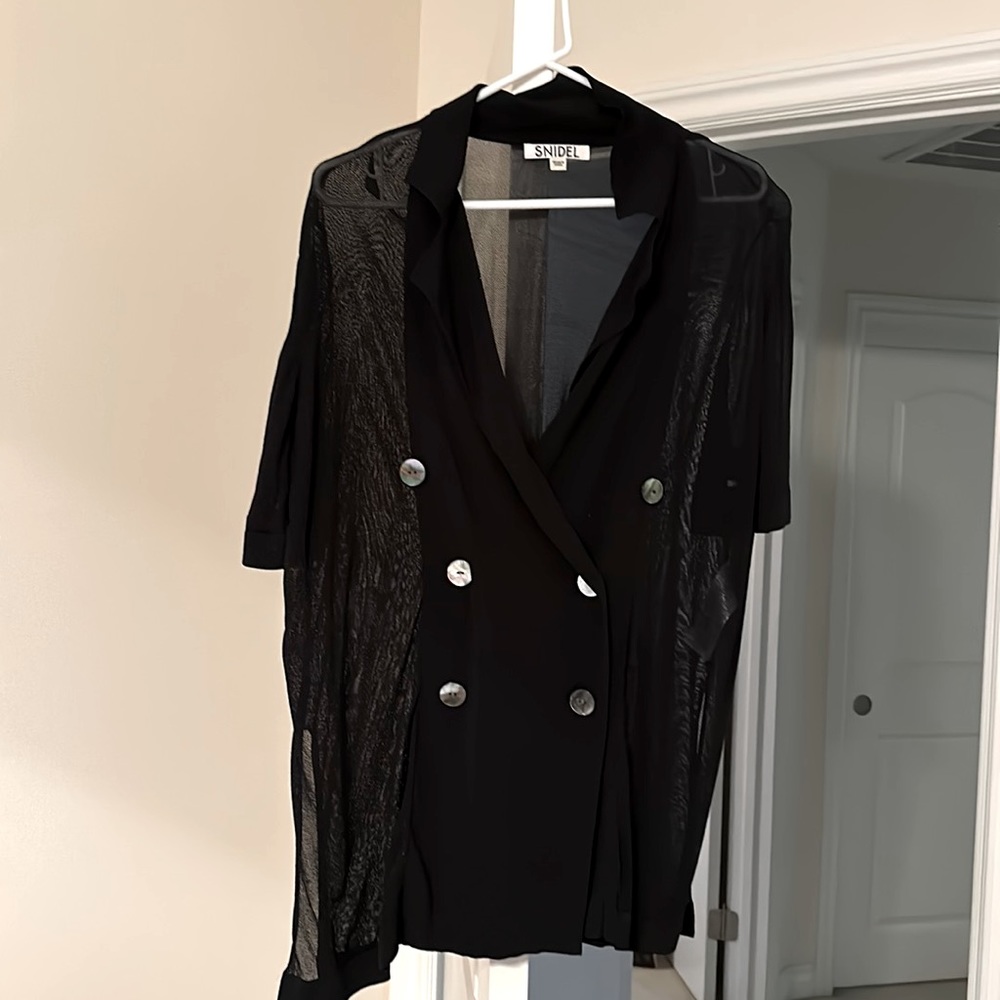 Japanese popular mid-end brand Snidel Short Sleeve stretchy shirt with buttons